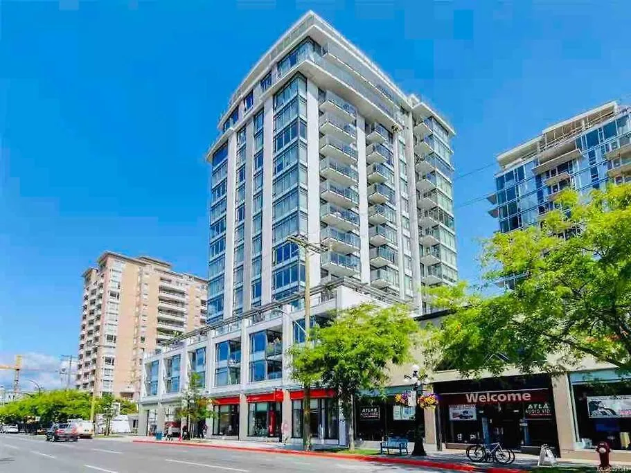 Luxury Downtown 2 Bedroom Suite With Ocean Views Victoria